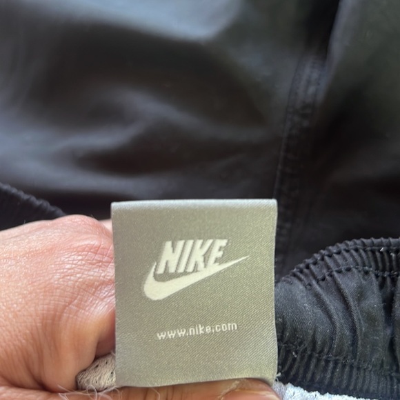 Nike Black/White And Red Swim Shorts Size S - Picture 8 of 14